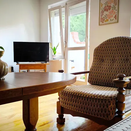 Apartmán At Leszego *
