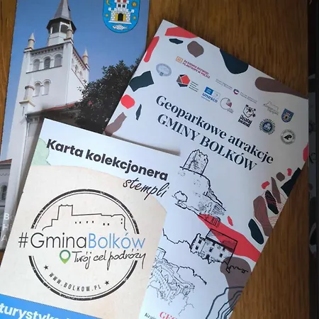 アパート At Leszego *